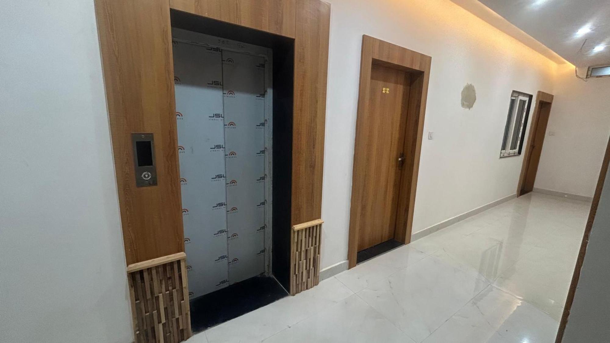 Sanidhyam By Hotel Sahu Near Kashi Vishwanath Temple Gate - Varanasi — Photos 3